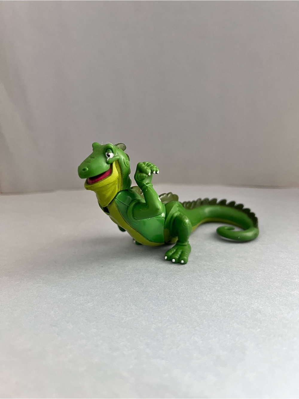 Rainforest Café RFC Poseable Green Iggy Iguana Lizard Action Figure